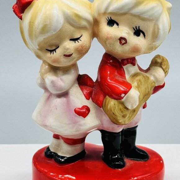 Lefton Valentine Girl Boy Guitar Heart Figurine 109 Love Vintage 4 inch